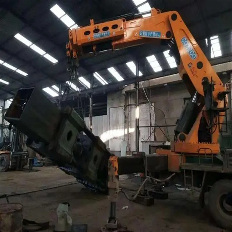 嘉兴南湖200吨折臂吊出租